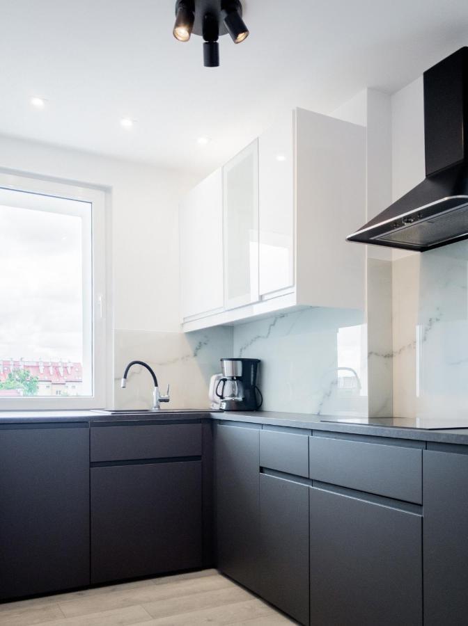 Apartament Z Widokiem, 10Min Od Morza กดัญสก์ ภายนอก รูปภาพ